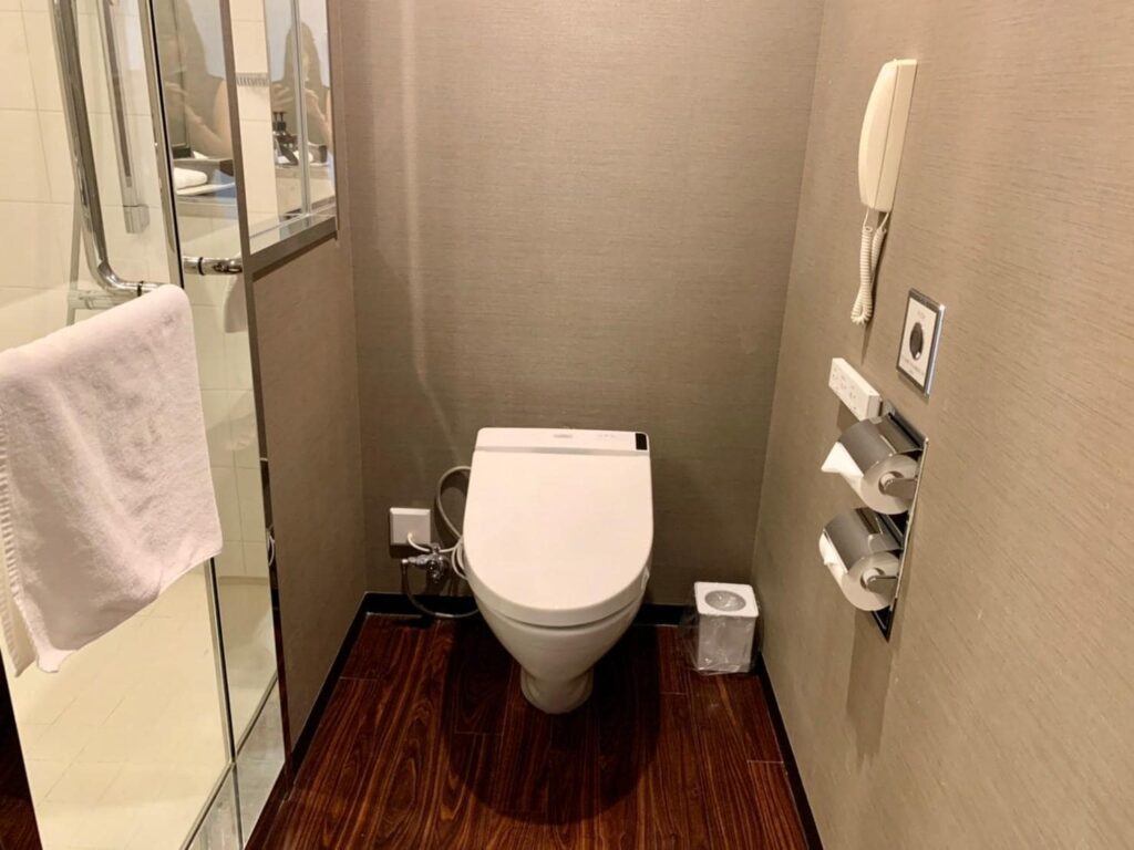 ANAクラウンプラザホテル大阪　バス&トイレ