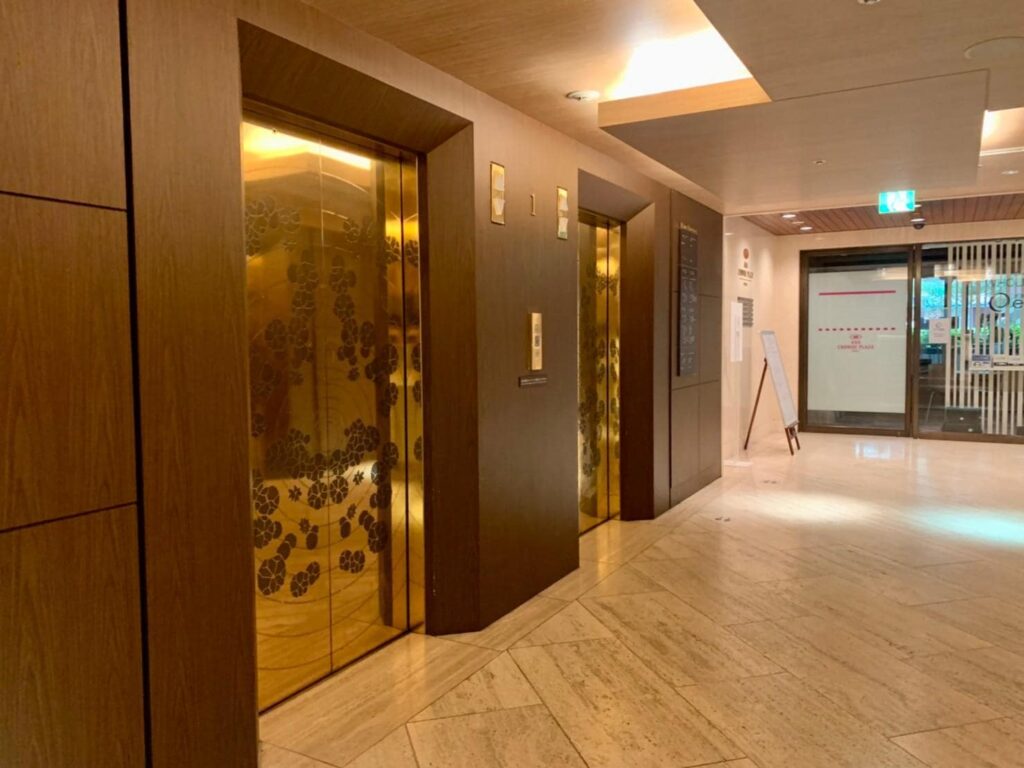 ANAクラウンプラザホテル大阪エレベーター